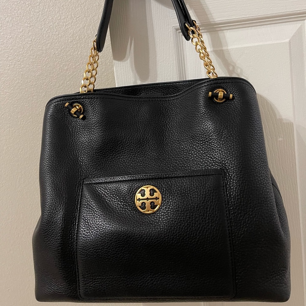 Tory Burch Chelsea Slouchy Tote
